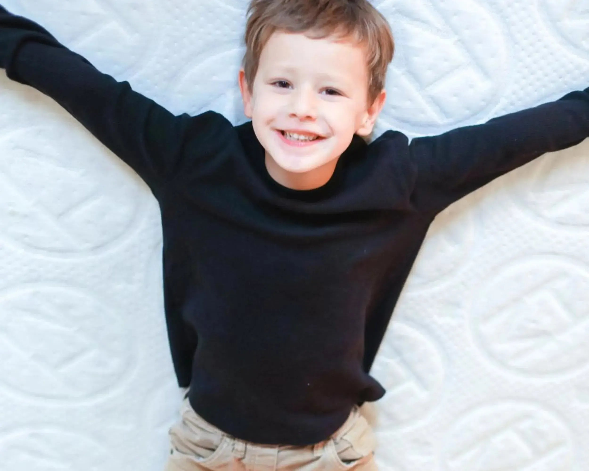 HIBER vs Endy Petite: Which Canadian Kids Mattress Is Best for Your Family?
