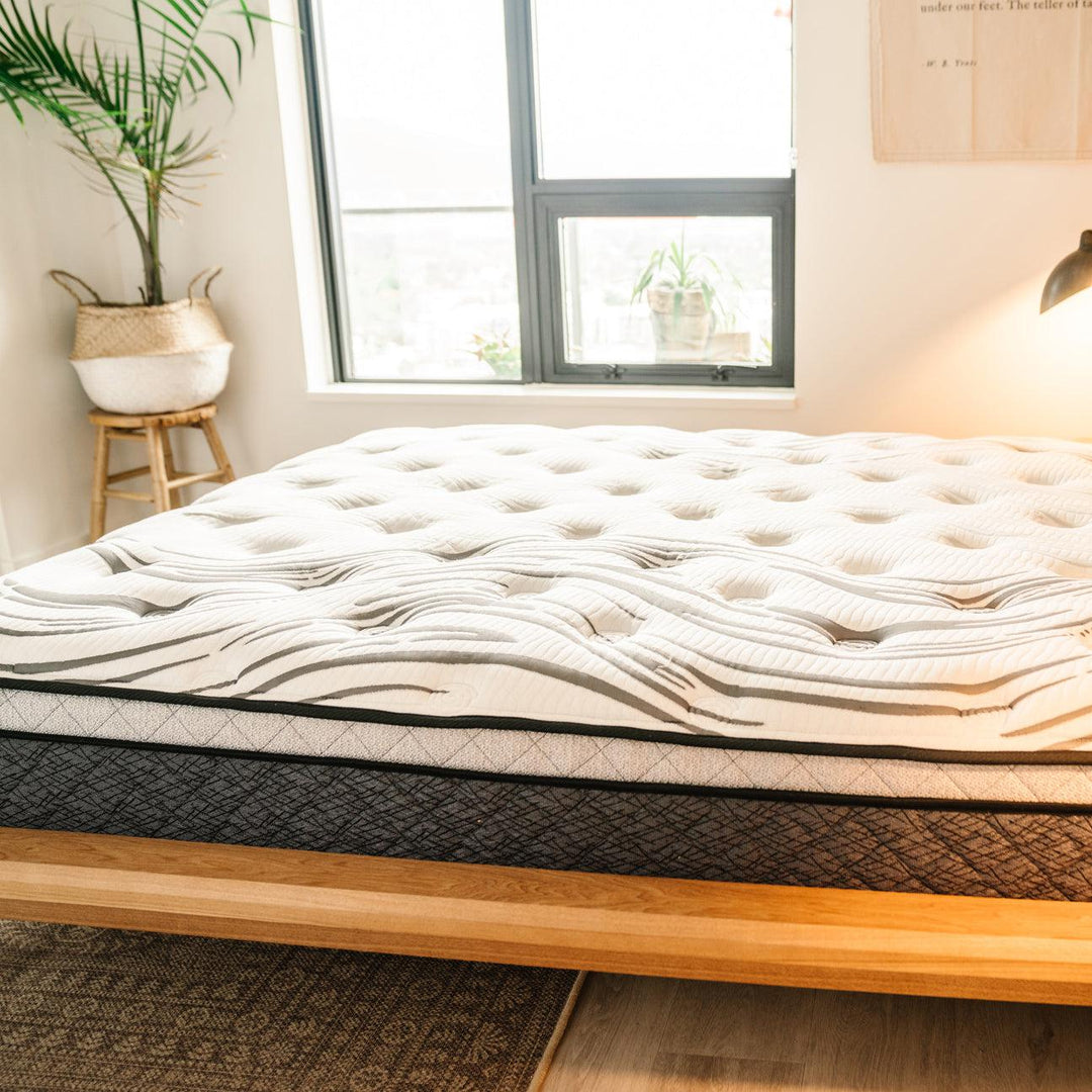 Pocket Coil Features Durable, Breathable Cover: Promotes airflow and is easy to clean. Quilted to a super plush bio-foam layer for an added touch of luxury. Plush Top Layer: Provides the right amount of sink-in for all sleep styles.