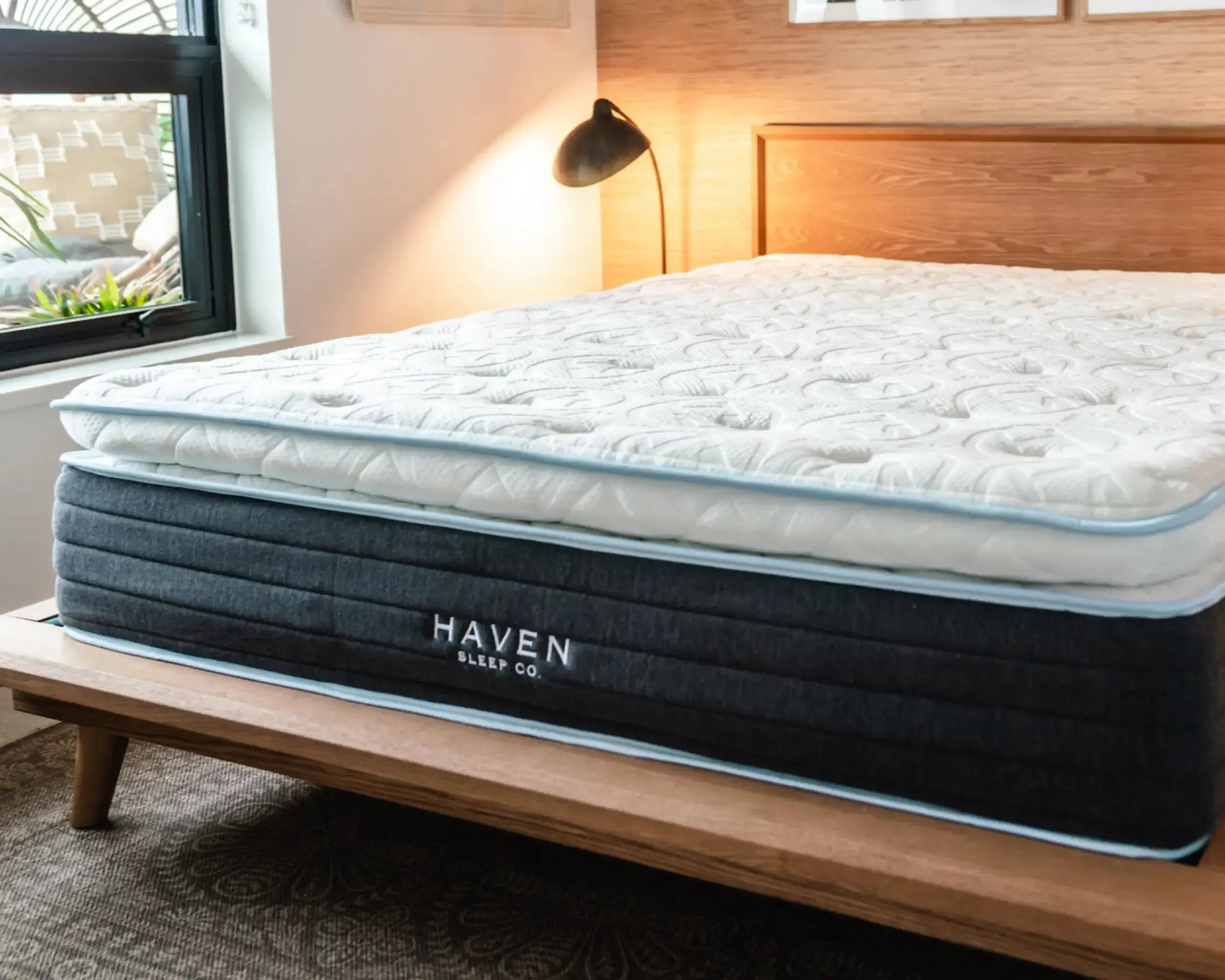 LUX Pillowtop Hybrid 